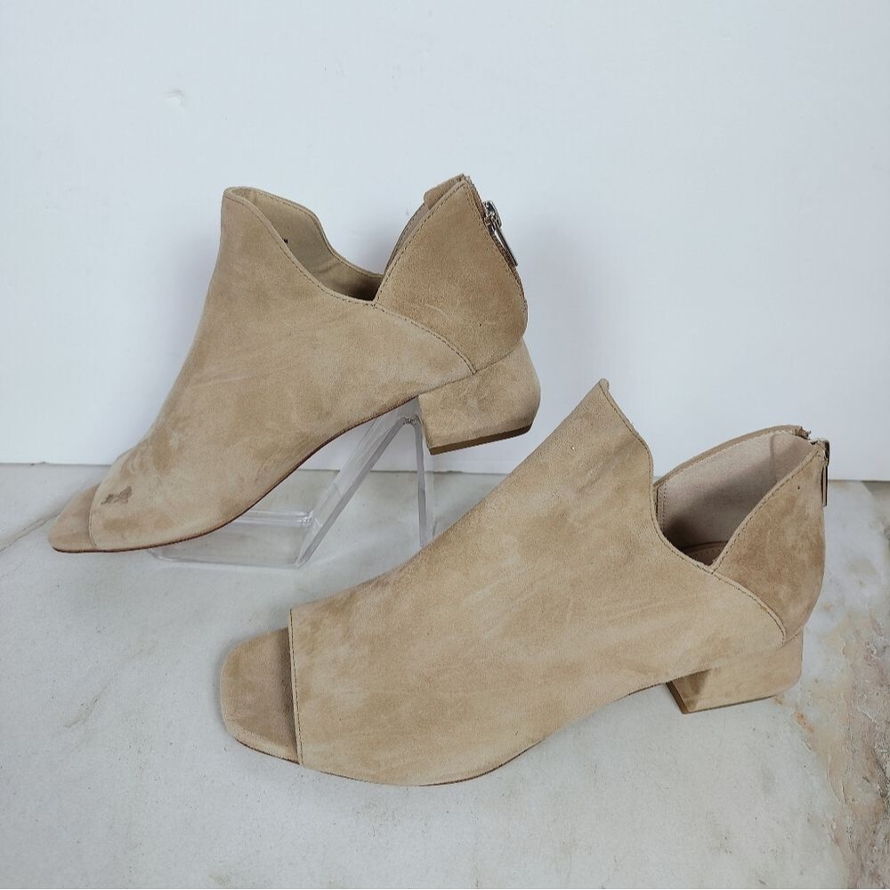 Pelle Moda Vonn Beige Suede Open Toe Ankle Booties Boots, Sz 7.5